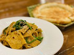 菠菜拌面筋-清真·玛丽亚新疆菜主题餐厅(浙江中路店)