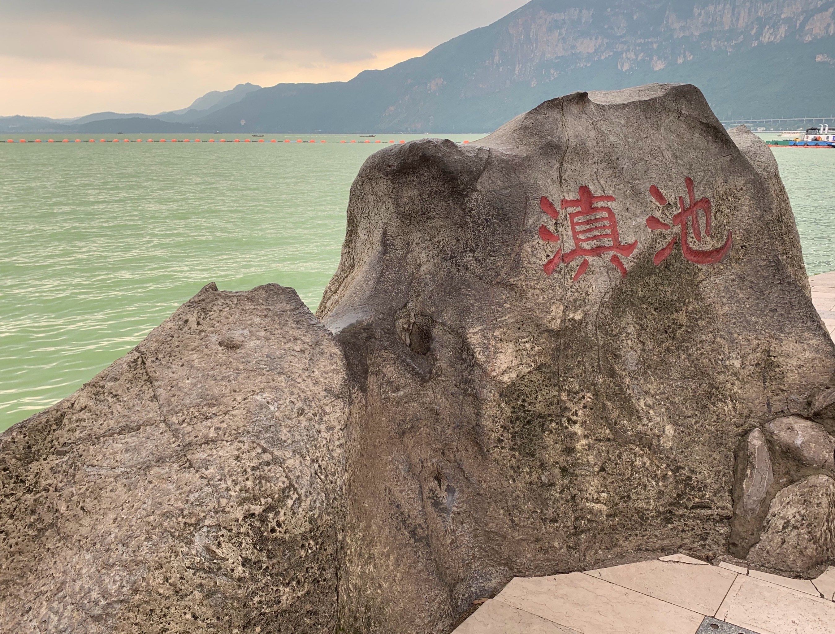 天天领红包滇池美丽的风景,气候适中