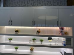 -比华利美容医院