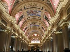 -钜记手信(威尼斯人K12店)