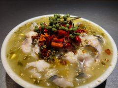 酸菜鱼-探鱼·鲜青椒爽麻烤鱼(西南商都店)