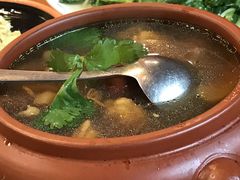 -小厨子私房菜·云南美食店