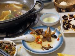 -野菌王•养生汤锅•野生菌火锅(大理漾濞路店)