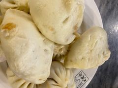 猪肉三鲜包子-天兴居(鲜鱼口街店)