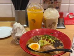 生打椰椰奶冻-喜茶(迪士尼小镇DP店)