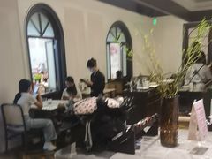 -静香HOUSE·全时段融合餐厅(七星欢乐颂店)