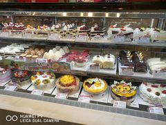 -85度C(生甜甜圈研究工坊·上海平凉店)