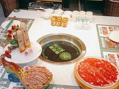 现切极品鲜牛肉-香佰里重庆火锅(恒力博纳广场店)