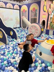 -孩子王童乐园(淮安万达店)