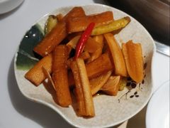 萝卜酸-三个椰子·现砍椰子鸡(金源CBD店)