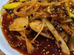 -胡成记口蘑龙眼包子(盐道街店)