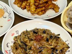 -聚首堂·特色小吃·肘子(什刹海德胜门店)