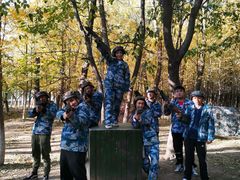 -亲兄弟真人CS团建拓展基地