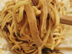 麻酱鸡丝凉面-锅儿挑面馆