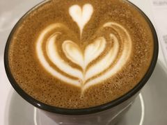 拿铁-Seesaw Coffee(上海国金中心店)