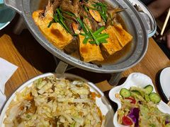 -东来菜馆•手抓海鲜家常菜•海鲜锅贴(鸽子窝店)