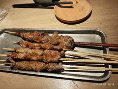 -耶里夏丽·新疆菜·28年喀什老馆(田林东路店)