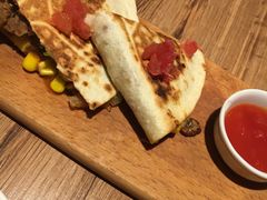 -玛格萝妮(汇智国际商业中心店)