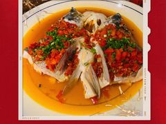 老坛剁椒蒸鲜活鱼头-老湘村·湖南土菜(天河维多利店)