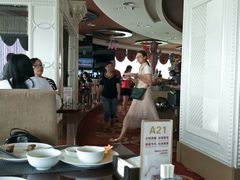 -荣誉国际酒店-云顶旋转餐厅