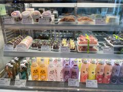 面包甜点陈列柜-奈雪的茶(中粮祥云小镇店)