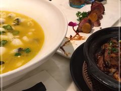 -港丽餐厅(高德置地店)