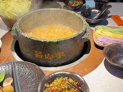 -芸山季·云南山珍菌火锅(人民广场来福士店)