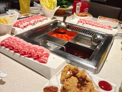 -海底捞火锅鲜切牛肉主题店(长寿路店)
