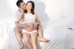 点击看大图 -专注孕妇照亲子照·纪田摄影