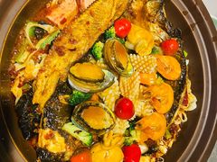 -鸣记脆皮烤鱼·海鲜烤鱼(马栏店)