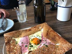 鸡蛋蘑菇熏肉荞麦可丽饼-RAC BAR(安福路店)