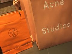-Acne Studios(芮欧百货店)