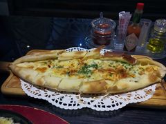 土耳其奶酪披萨-Mevlana梅夫娜土耳其餐厅·清真