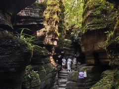 -梭布垭石林景区