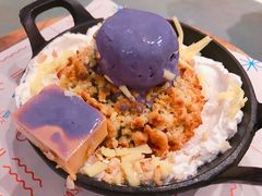 -Cha Cha's Beach Cafe