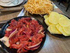 -石记东北风味烤肉店(子固路店)