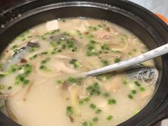 -土砂锅生态山庄·非遗砂锅雅鱼