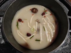 -三人行骨头王火锅(长寿店)