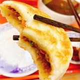 银隆B1层，周二晚上人少，之前没吃过就尝尝