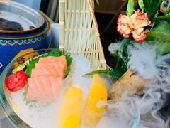 三文鱼刺身-享月汤皇·海鲜小火锅·聚会(曲江创意谷店)