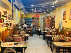 -兄弟小串(华新·名筑店)