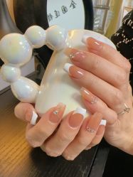 -芊屿芊浔美甲