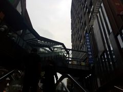 -江燕路万科里