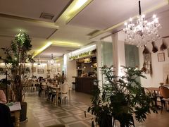 -MOMENT湖景餐厅(解放路店)
