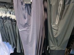 -NIKE上海青浦优选体验店