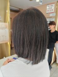 -一東造型烫发染发