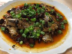 干烧耗儿鱼-洪霞餐馆