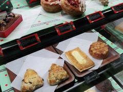 -星巴克(宝山万达店)