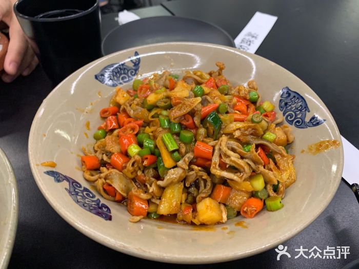 潇湘阁(三里屯SOHO店)酸辣鸡胗图片