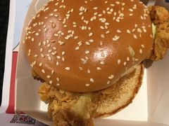 劲脆鸡腿堡ST-肯德基(殷巷苏果店)